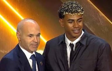 新闻背景：上一轮法甲，摩纳哥客场1-4不敌雷恩。