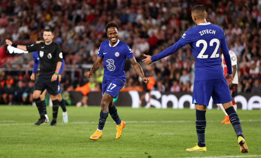 利物浦乱了！外媒：斯洛特将下课，萨拉赫会去沙特，范戴克施压