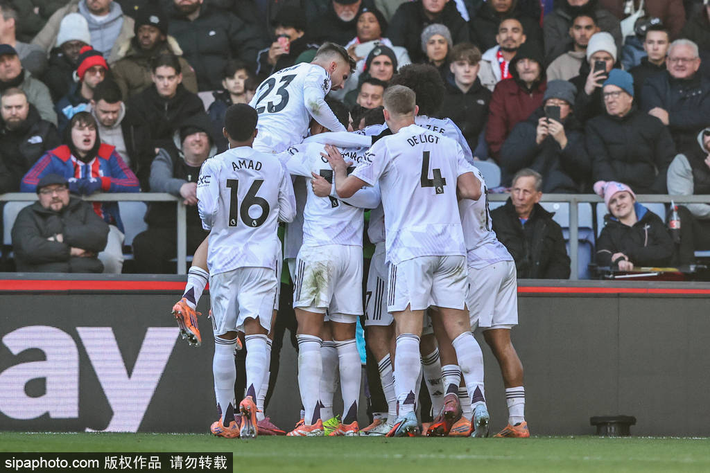 记者：与安哥拉一役，梅西、劳塔罗与阿尔马达或将搭档锋线