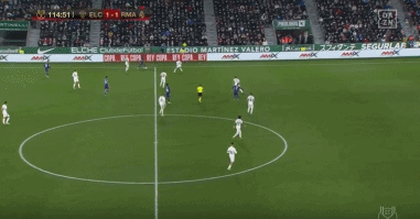 我懂用户晒视频：兰克尔趁队友客场比赛，去俱乐部偷队友的鞋